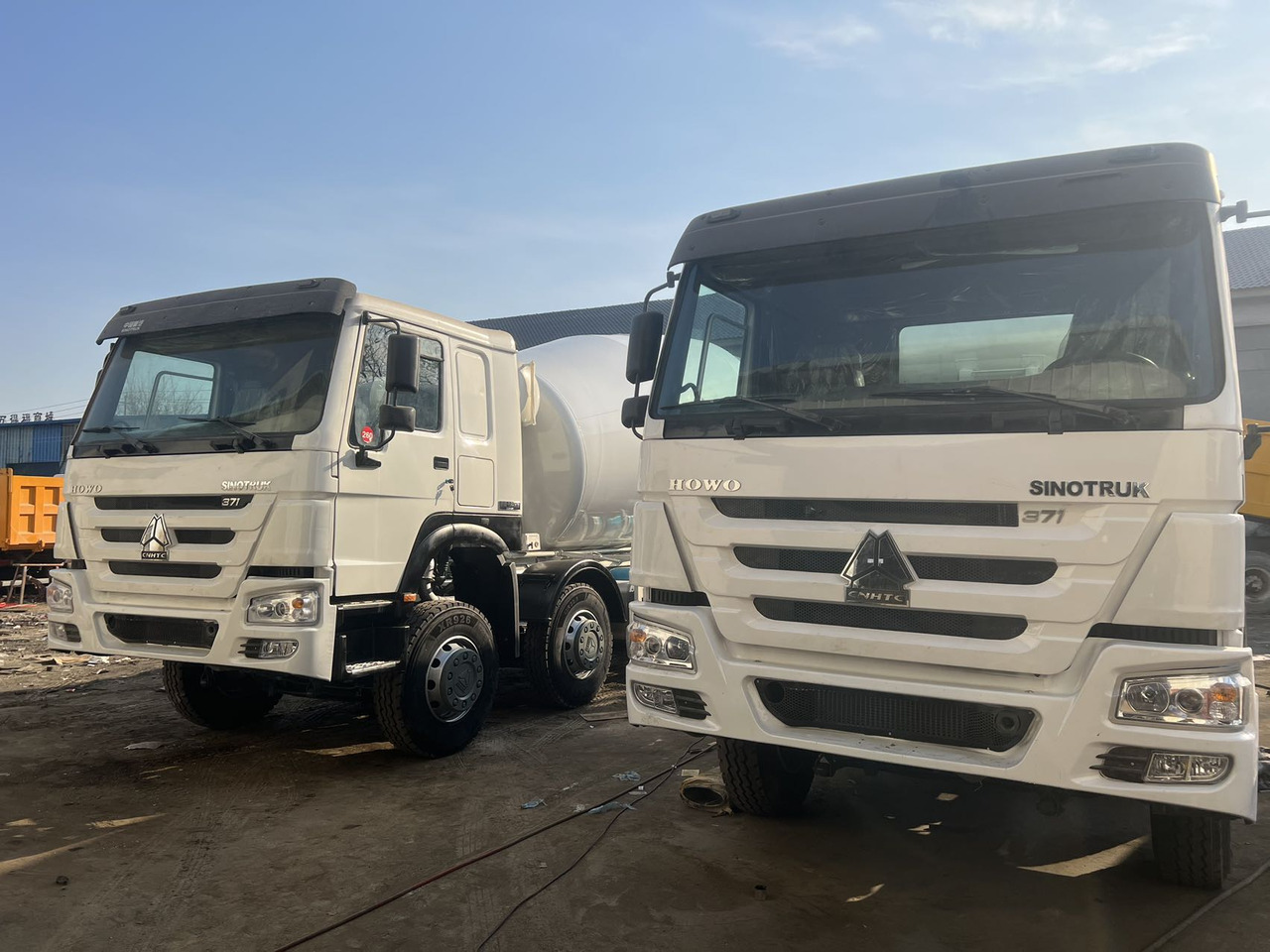 SINOTRUK HOWO 371 8X4 16 Cubic Meter SINOTRUK Howo Concrete Mixer Truck - Betoniere: foto 3 SINOTRUK HOWO 371 8X4 16 Cubic Meter SINOTRUK Howo Concrete Mixer Truck - Betoniere: foto 3