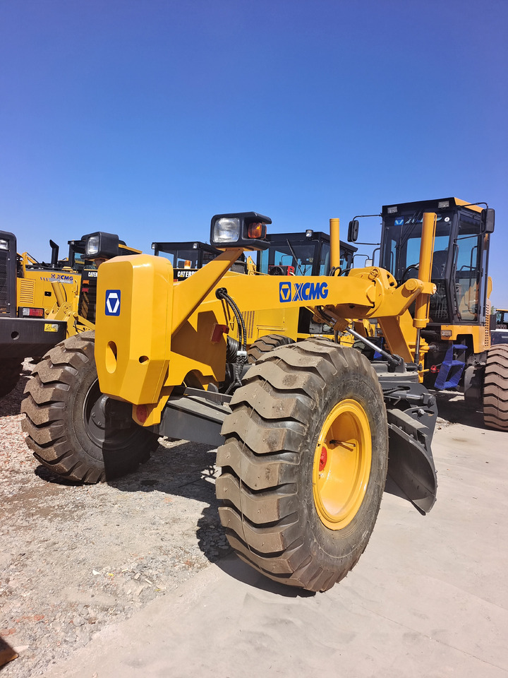 XCMG GR1803 - Makinë niveluese: foto 3 XCMG GR1803 - Makinë niveluese: foto 3