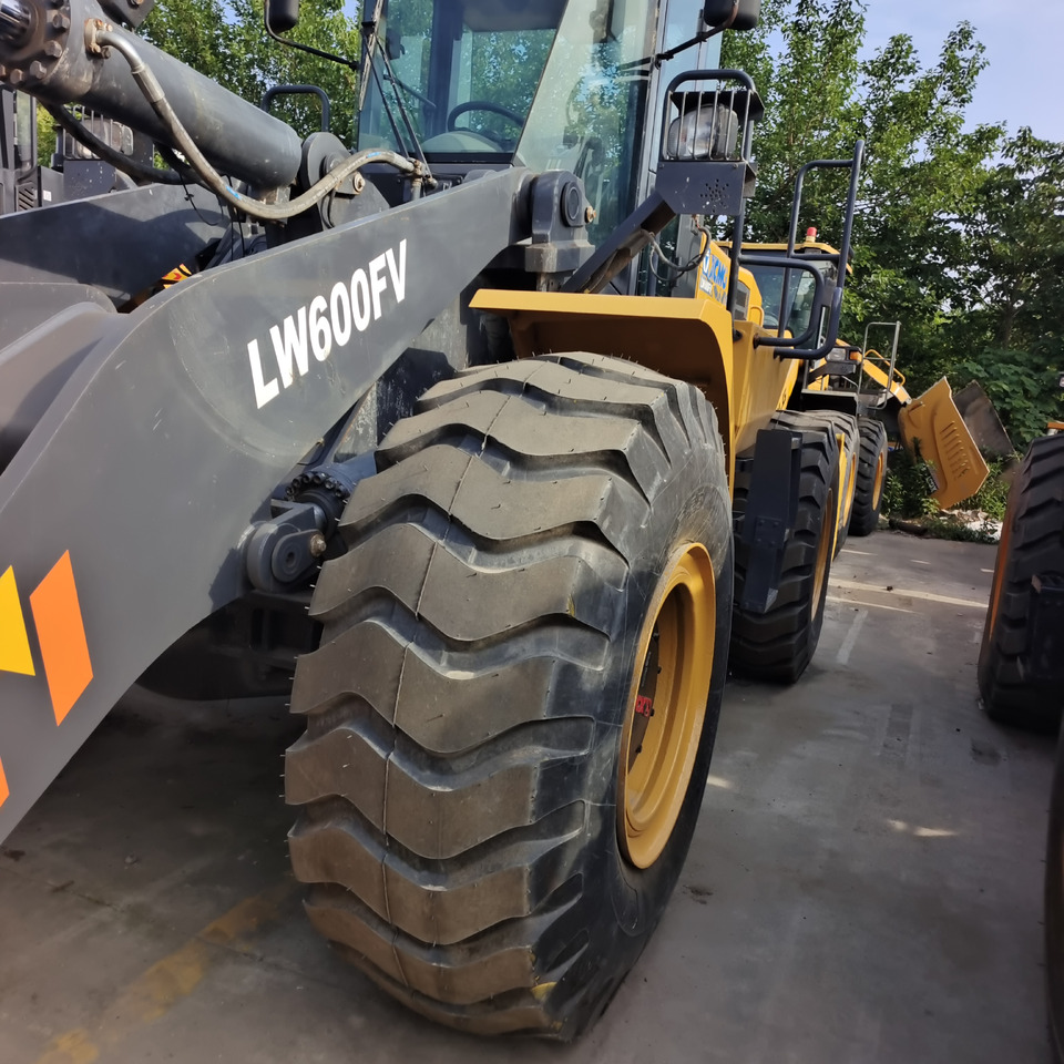XCMG LW600FV LW 600 FV - Fadrom me goma: foto 4 XCMG LW600FV LW 600 FV - Fadrom me goma: foto 4