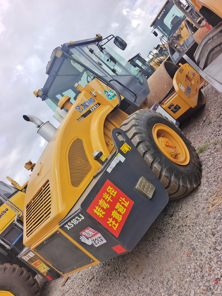 XCMG XS 183J 203J 223J 143J 163J 263J - Rul rrugësh: foto 3 XCMG XS 183J 203J 223J 143J 163J 263J - Rul rrugësh: foto 3