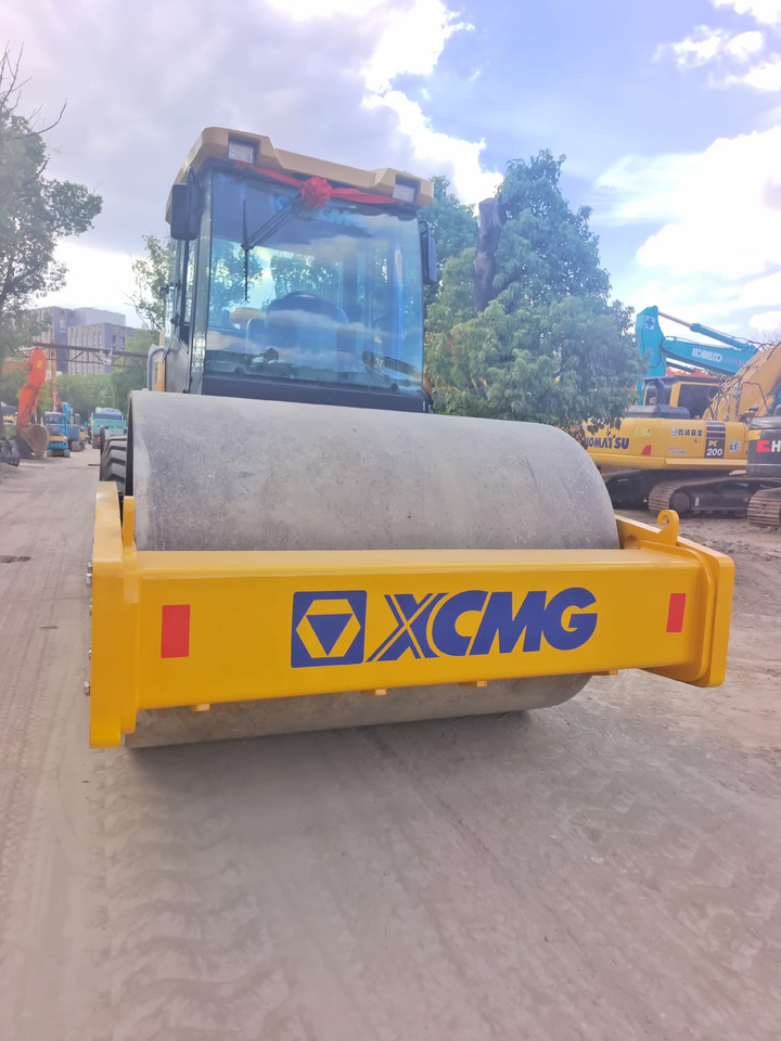 XCMG XS 223J - Rul rrugësh: foto 3 XCMG XS 223J - Rul rrugësh: foto 3