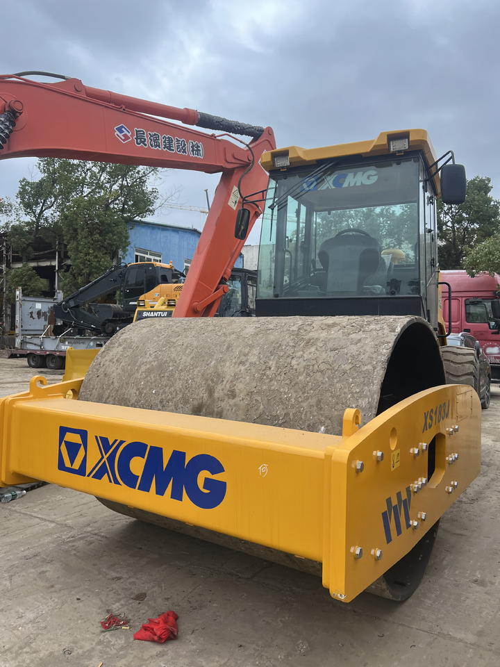 XCMG XS183J - Rul rrugësh: foto 1 XCMG XS183J - Rul rrugësh: foto 1