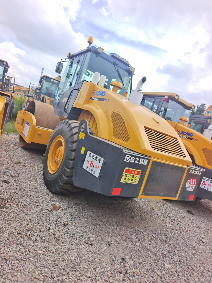 XCMG XS183J - Rul rrugësh: foto 2 XCMG XS183J - Rul rrugësh: foto 2
