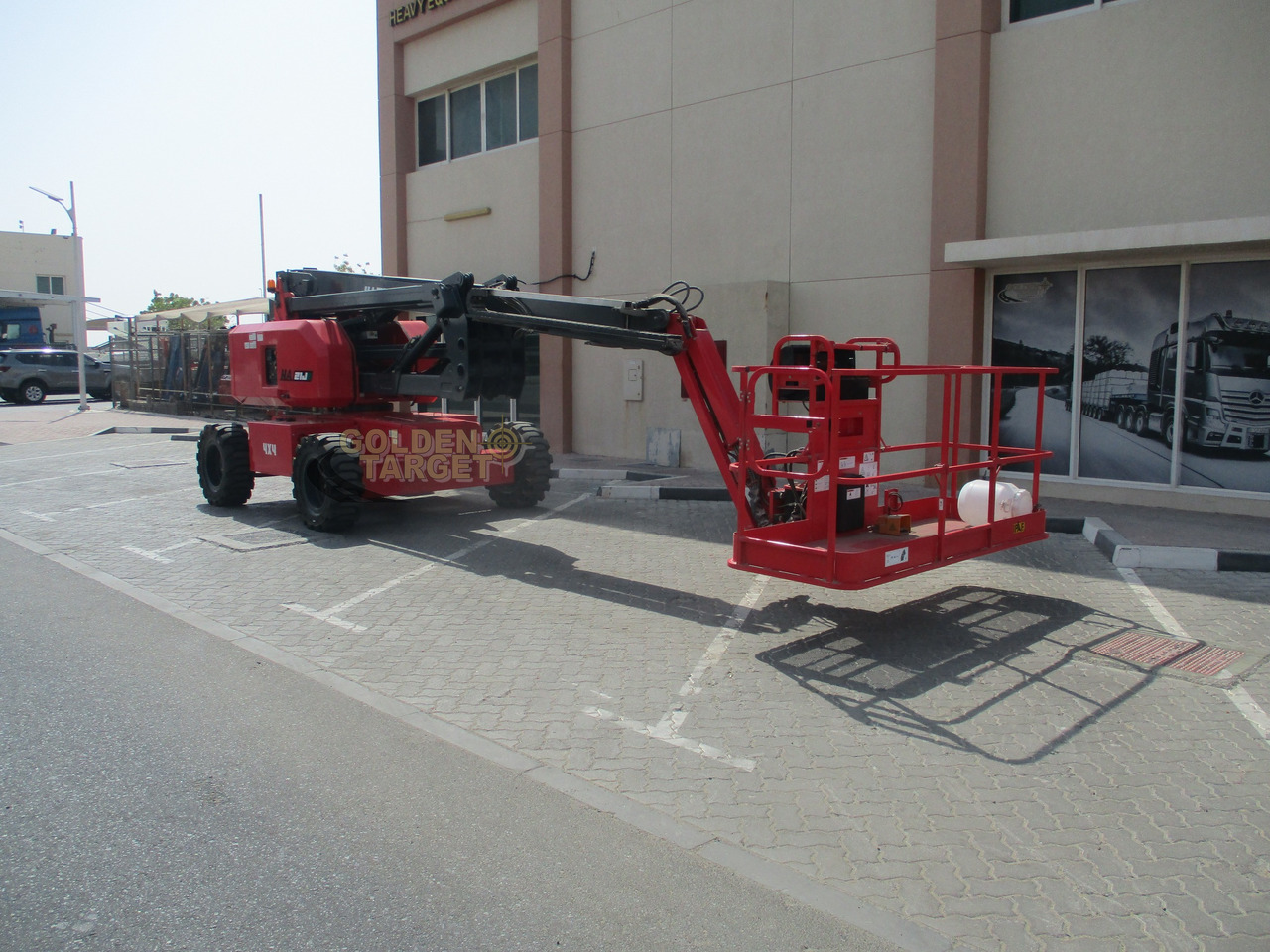 Hered HA21JE Electric Articulating Boom Lift - Krah me çernjerë: foto 1 Hered HA21JE Electric Articulating Boom Lift - Krah me çernjerë: foto 1