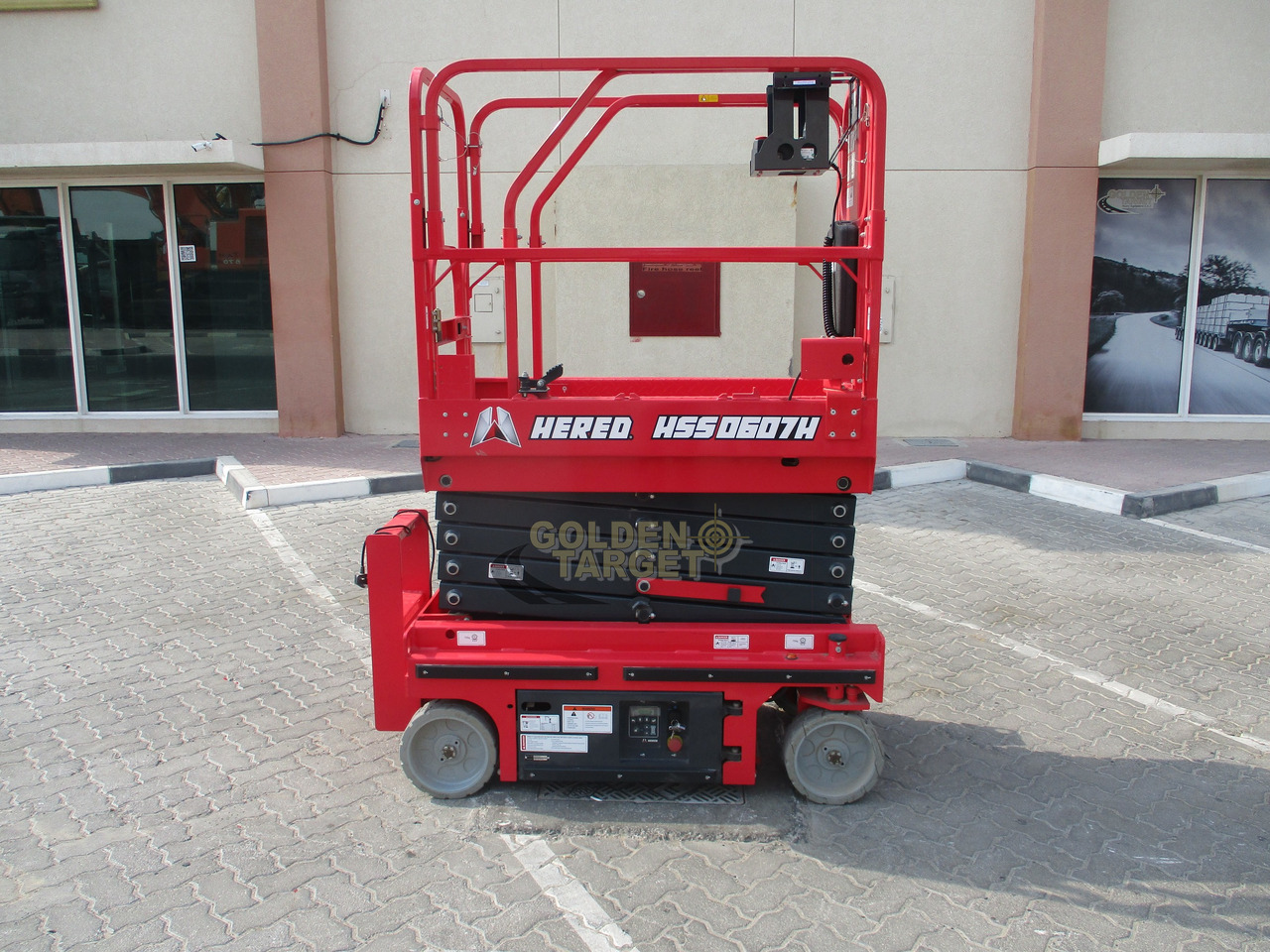 Hered HSS0607H Hydraulic Scissor Lift - Ngritës gërshërë: foto 5 Hered HSS0607H Hydraulic Scissor Lift - Ngritës gërshërë: foto 5