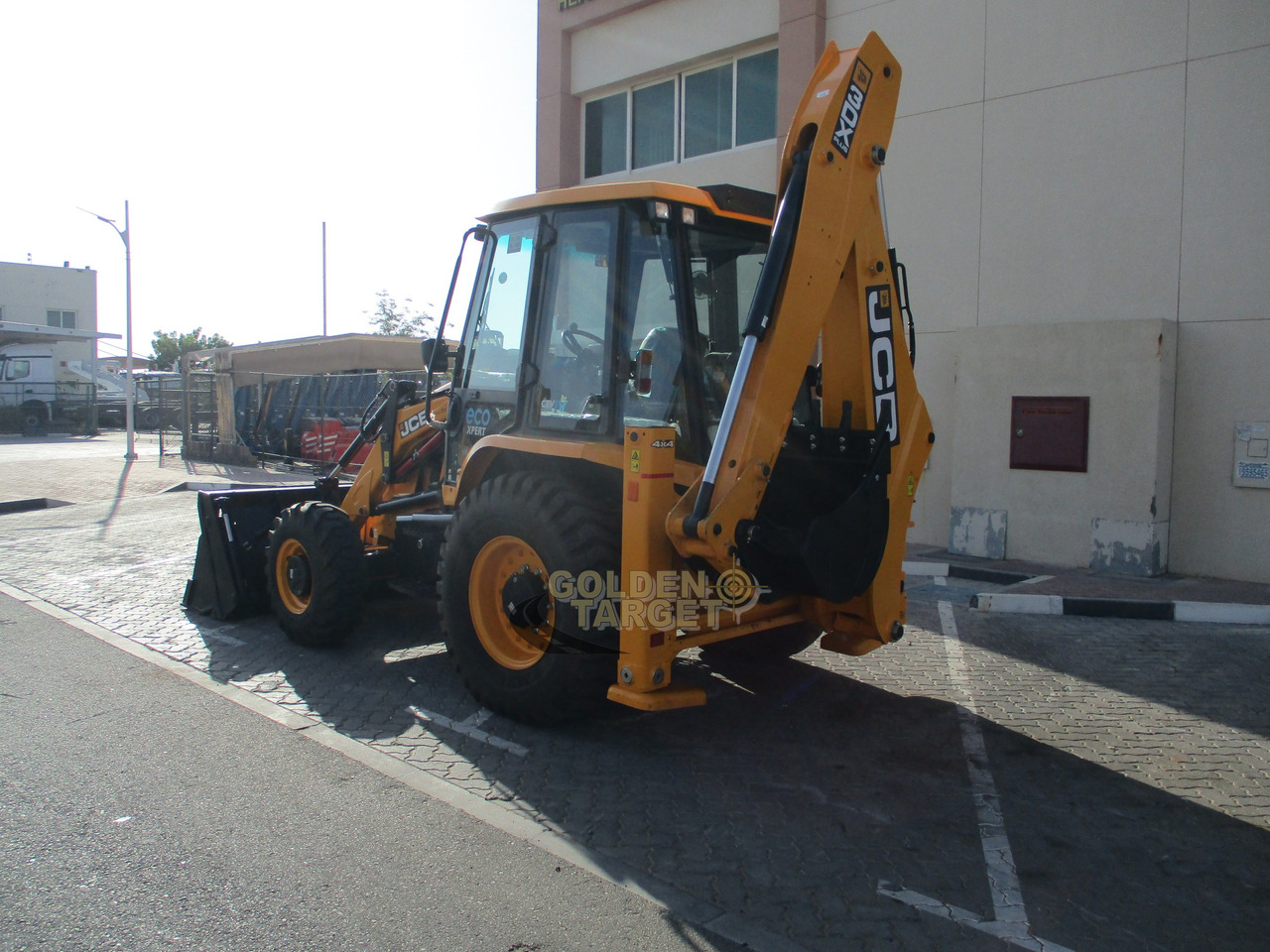 JCB 3DX PLUS 4×4 BACKHOE LOADER - Fadromë me shkarkim nga prapa: foto 4 JCB 3DX PLUS 4×4 BACKHOE LOADER - Fadromë me shkarkim nga prapa: foto 4