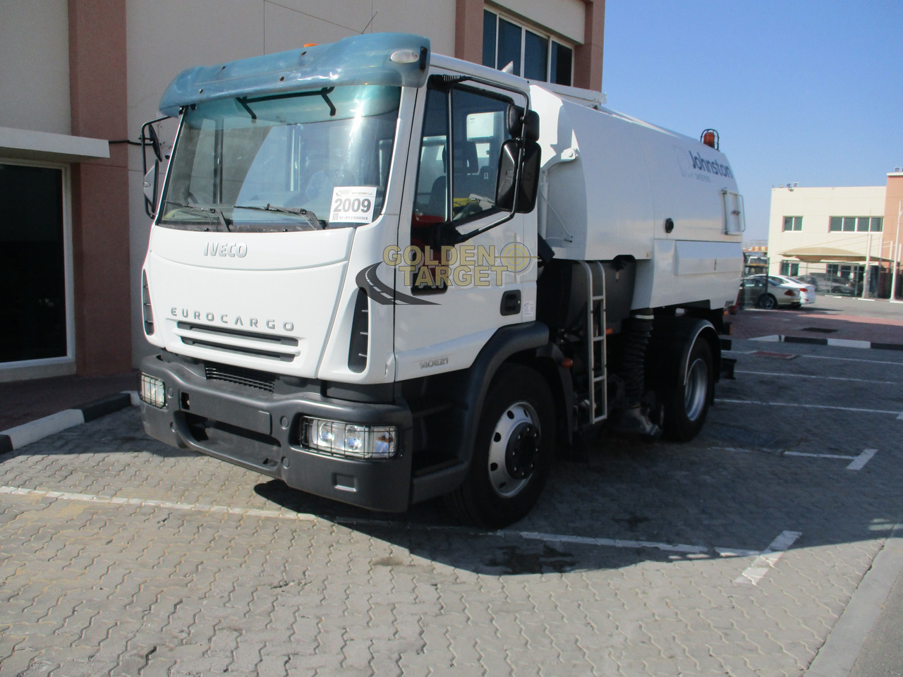 JOHNSTON VT650 Road Sweeper - Makinë fshirëse për rrugët: foto 2 JOHNSTON VT650 Road Sweeper - Makinë fshirëse për rrugët: foto 2