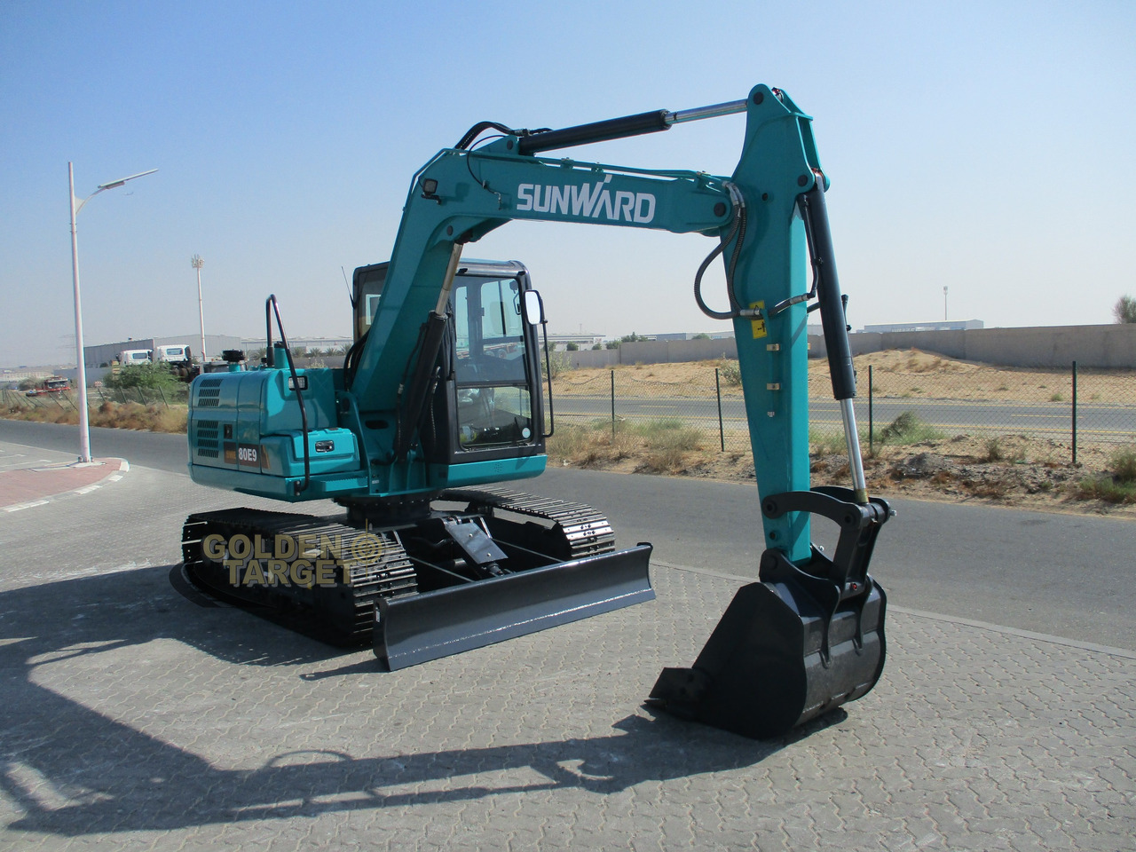 SUNWARD SWE80E9 Mini Hydraulic Excavator - Miniekskavator: foto 1 SUNWARD SWE80E9 Mini Hydraulic Excavator - Miniekskavator: foto 1