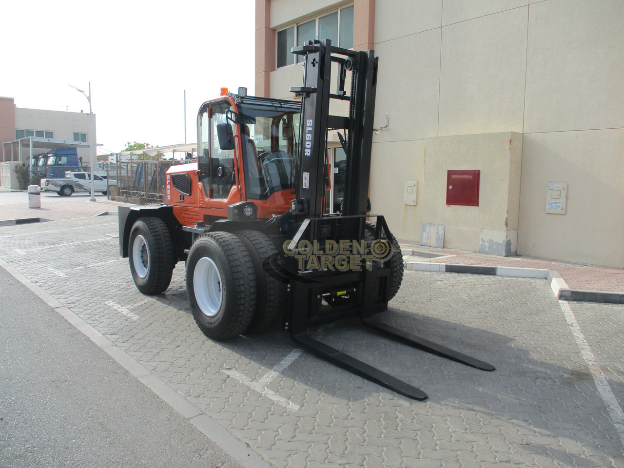 Solution SL60R Rough Terrain Forklift - Pirun më naftë: foto 1 Solution SL60R Rough Terrain Forklift - Pirun më naftë: foto 1