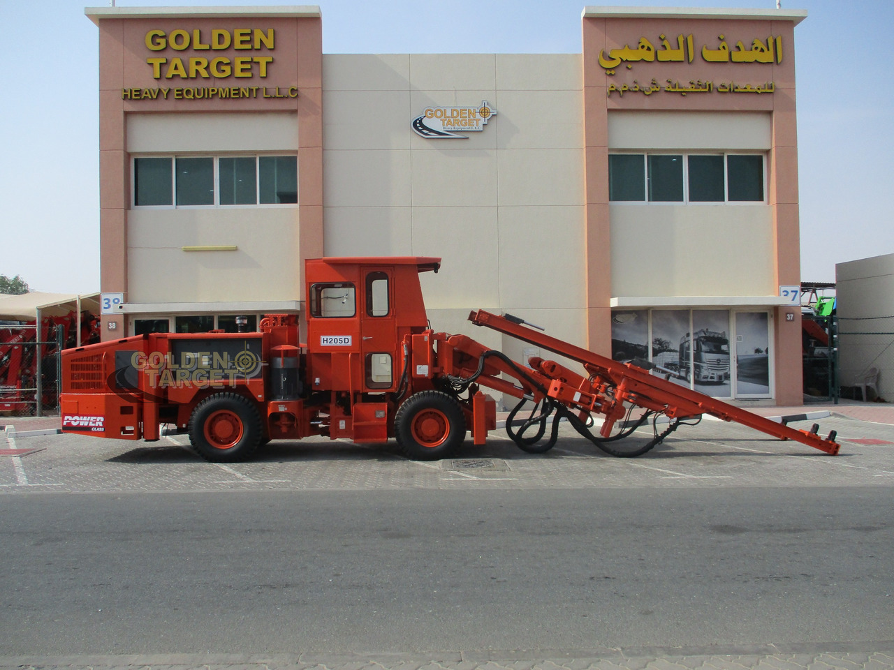 TAMROCK H205D Minimatic Hydraulic Drill - Makineri për hapjen e tuneleve: foto 5 TAMROCK H205D Minimatic Hydraulic Drill - Makineri për hapjen e tuneleve: foto 5