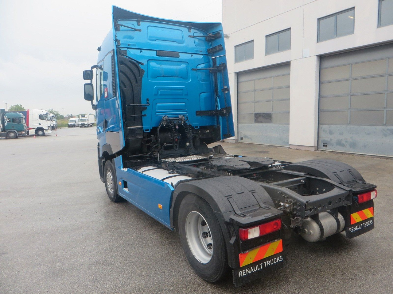 Renault T480 HSC 4x2Tractor - Gjysmë-kamion: foto 4 Renault T480 HSC 4x2Tractor - Gjysmë-kamion: foto 4