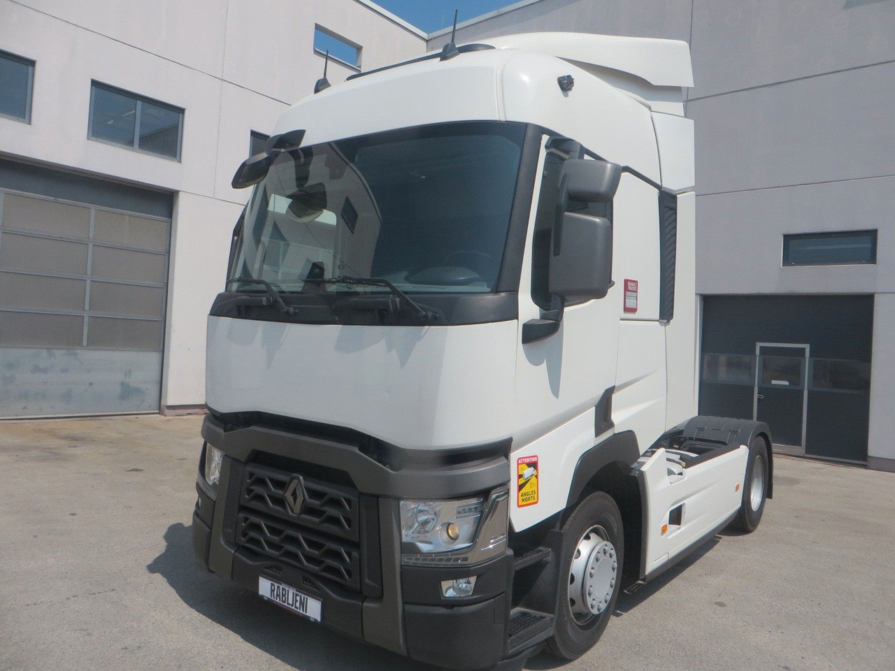 Renault T480 SC 4x2Tractor, Retarder - Gjysmë-kamion: foto 1 Renault T480 SC 4x2Tractor, Retarder - Gjysmë-kamion: foto 1