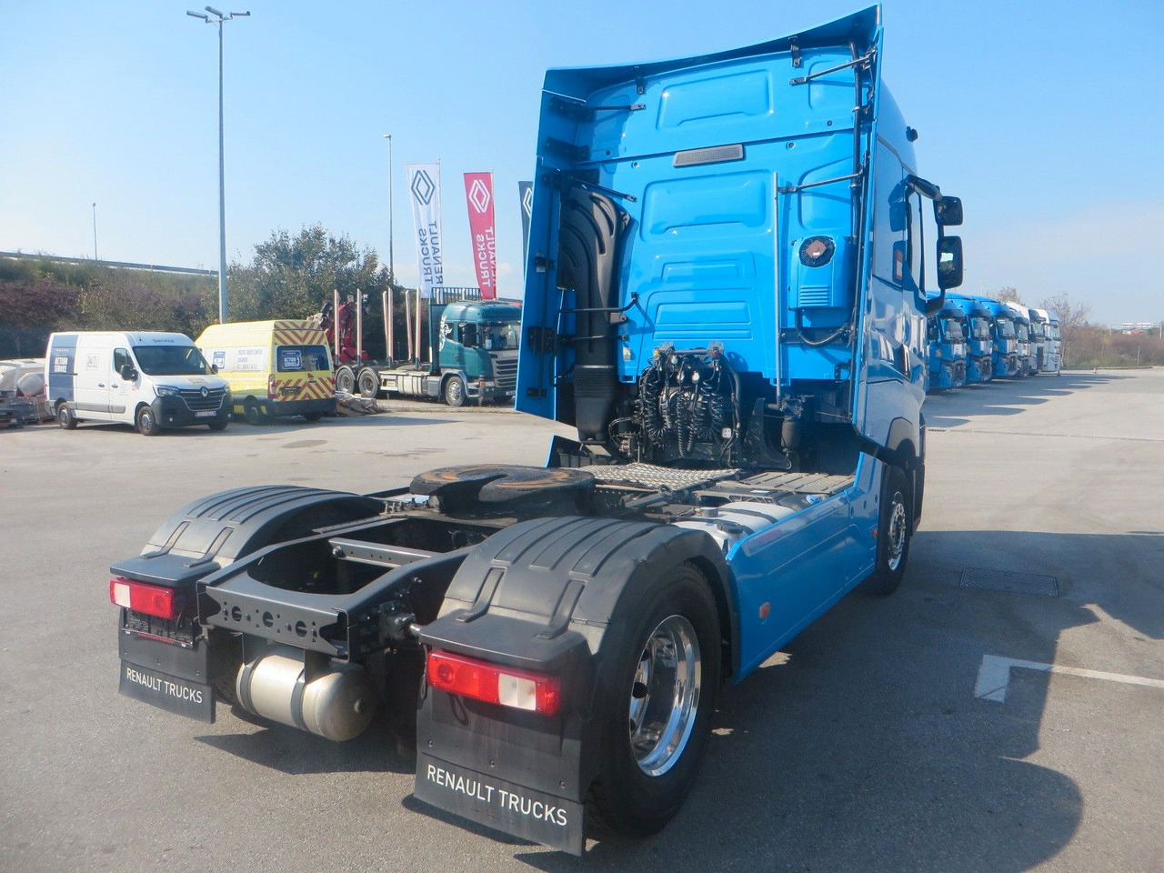 Renault T520 HSC 4x2Tractor - Gjysmë-kamion: foto 3 Renault T520 HSC 4x2Tractor - Gjysmë-kamion: foto 3