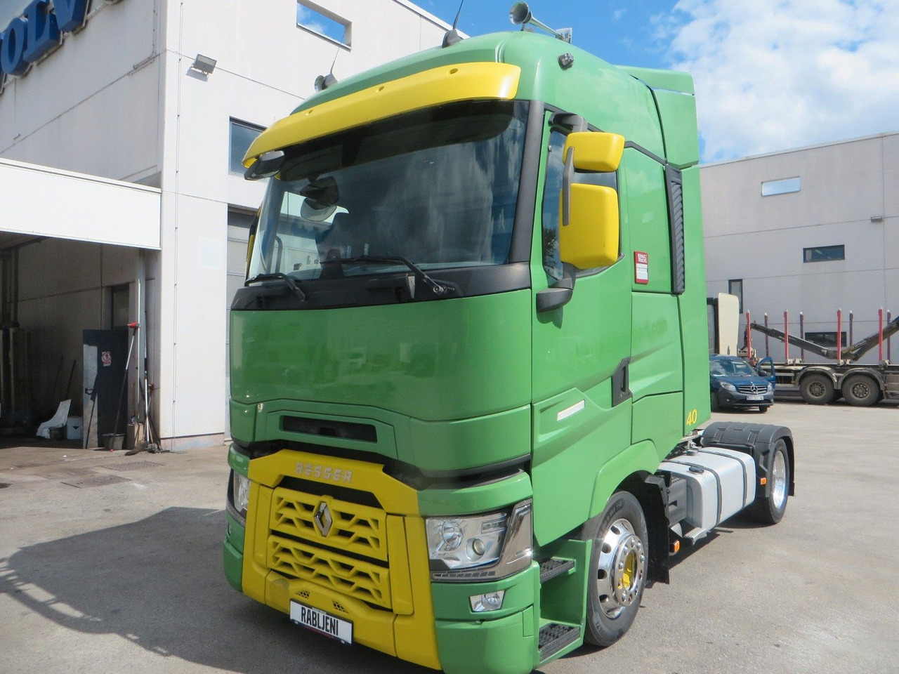 Renault T520 HSC 4x2Tractor mega Retarder PeterPan - Gjysmë-kamion: foto 1 Renault T520 HSC 4x2Tractor mega Retarder PeterPan - Gjysmë-kamion: foto 1