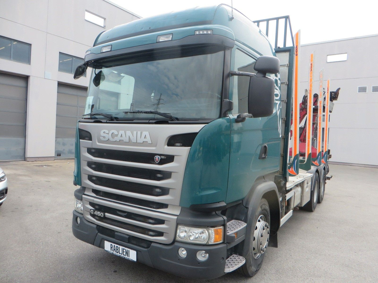 Scania G450 6x4Timber - Kamion për transport druri, Kamion me vinç: foto 1 Scania G450 6x4Timber - Kamion për transport druri, Kamion me vinç: foto 1