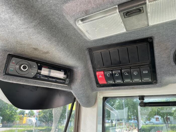 Claas Torion 1511 - Fadrom me goma: foto 3 Claas Torion 1511 - Fadrom me goma: foto 3