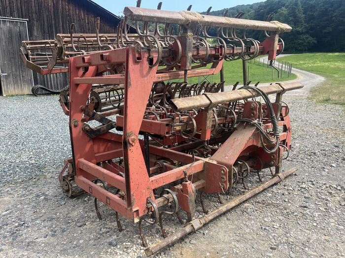 Hatzenbichler Saatbeetkombination 8m - Mbjellëse e kombinuar në radhë: foto 3 Hatzenbichler Saatbeetkombination 8m - Mbjellëse e kombinuar në radhë: foto 3