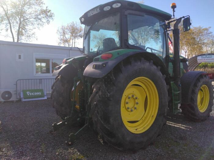 John Deere 6125 R - Traktor: foto 4 John Deere 6125 R - Traktor: foto 4