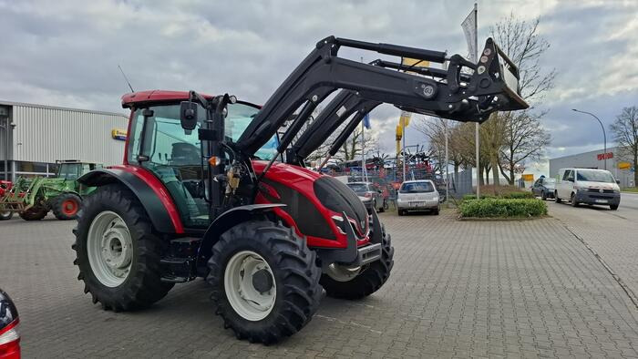 Valtra A 95 - Traktor: foto 2 Valtra A 95 - Traktor: foto 2