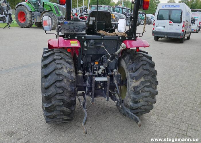 Yanmar YT235 R - Traktor: foto 4 Yanmar YT235 R - Traktor: foto 4