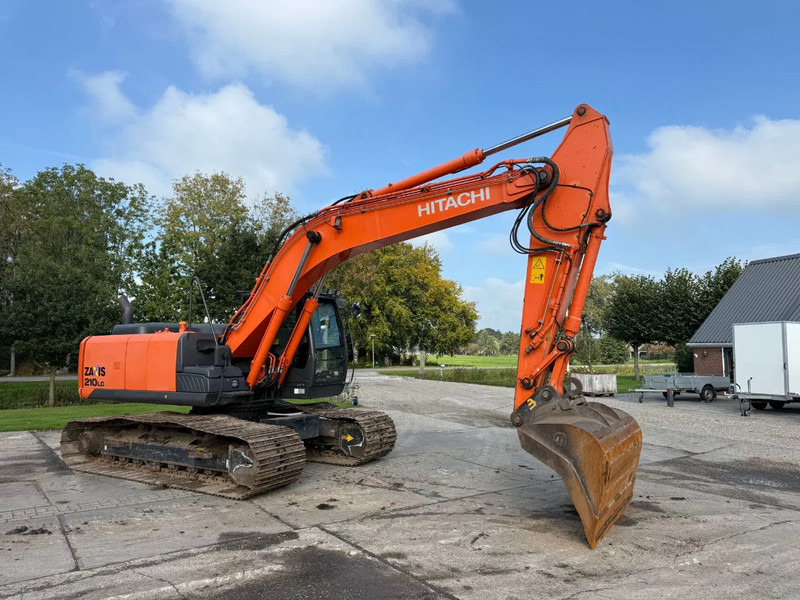 Hitachi Zaxis ZX 210- LC 5B Rupskraan - Ekskavator me zinxhirë: foto 2 Hitachi Zaxis ZX 210- LC 5B Rupskraan - Ekskavator me zinxhirë: foto 2
