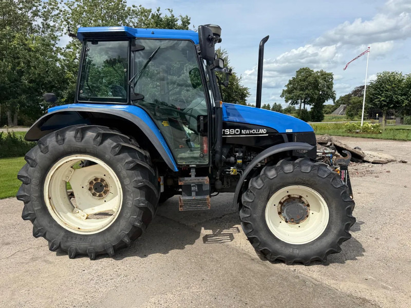 New Holland TS90 TS 90 FH FA Trekker EX OVERHEID - Traktor: foto 3 New Holland TS90 TS 90 FH FA Trekker EX OVERHEID - Traktor: foto 3