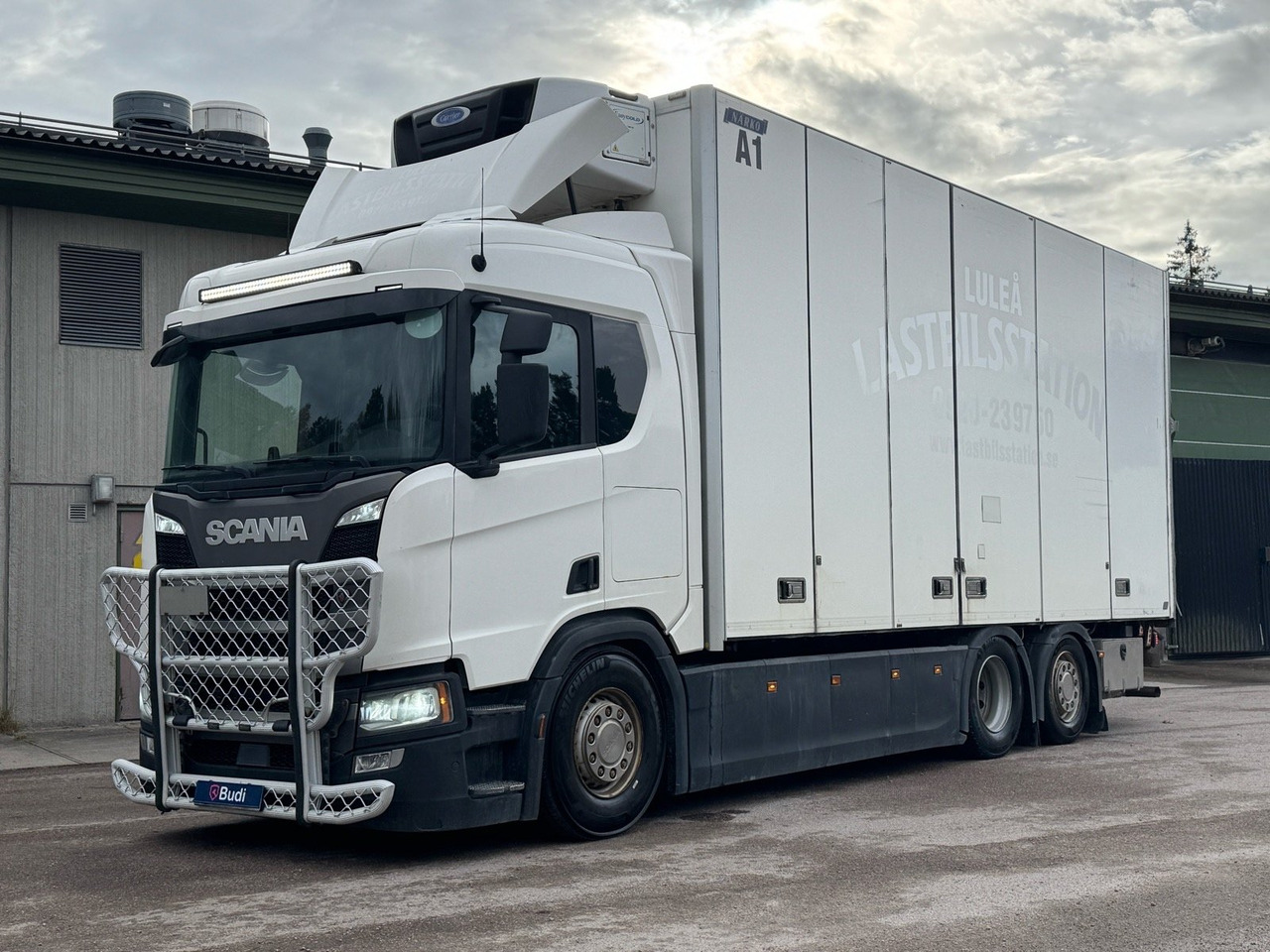 Kylbil Scania R450 B 6X2*4 NB -2017 | Carrier | Full-luft - Kamion frigorifer: foto 1 Kylbil Scania R450 B 6X2*4 NB -2017 | Carrier | Full-luft - Kamion frigorifer: foto 1