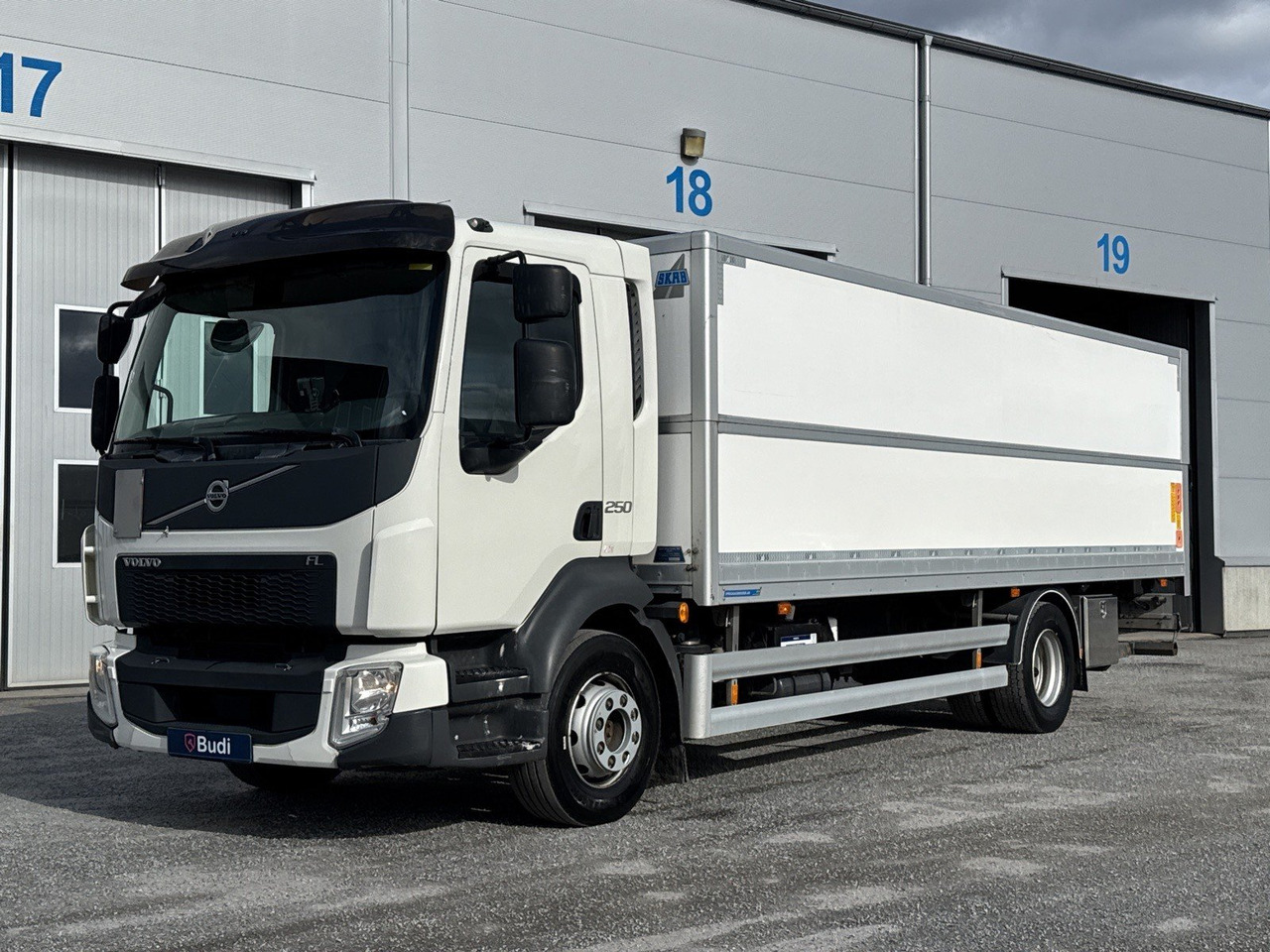 Volvo FL 250 -2018 | Höj - sänkskåp SKAB | Zepro - Kamion vagonetë: foto 1 Volvo FL 250 -2018 | Höj - sänkskåp SKAB | Zepro - Kamion vagonetë: foto 1