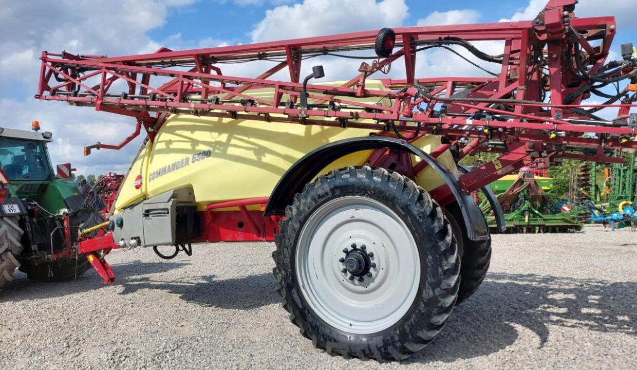 Hardi Commander 5500i -30m - Spërkatës me rimorkio: foto 3 Hardi Commander 5500i -30m - Spërkatës me rimorkio: foto 3