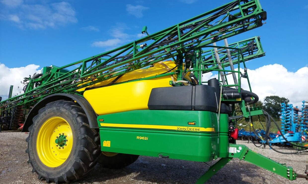 John Deere R962i - 28m - Spërkatës me rimorkio: foto 2 John Deere R962i - 28m - Spërkatës me rimorkio: foto 2