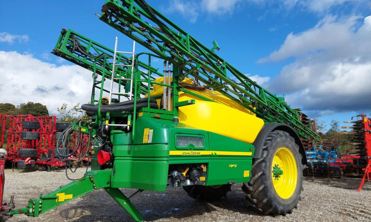 John Deere R962i - 28m - Spërkatës me rimorkio: foto 1 John Deere R962i - 28m - Spërkatës me rimorkio: foto 1