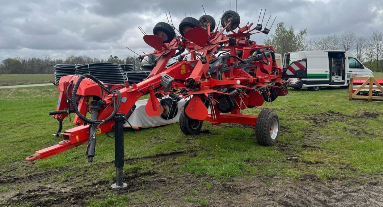 Kuhn 13M SPREDER - Barkthyese/ Shkundës bari: foto 3 Kuhn 13M SPREDER - Barkthyese/ Shkundës bari: foto 3