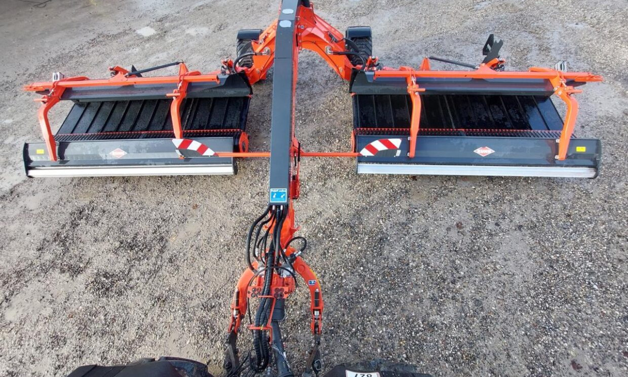 Kuhn Merge Maxx 950 - Barkthyese/ Shkundës bari: foto 5 Kuhn Merge Maxx 950 - Barkthyese/ Shkundës bari: foto 5