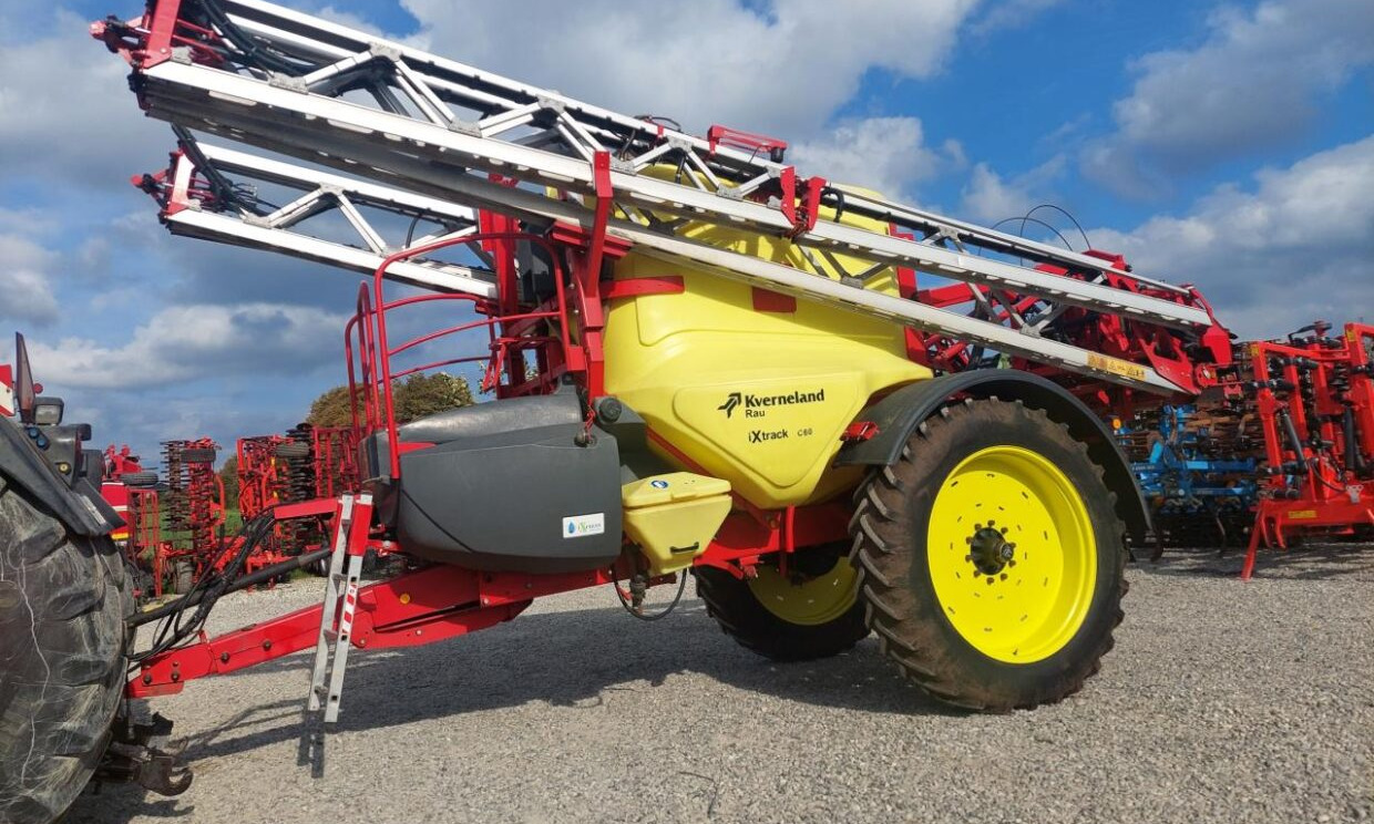 Kverneland Ixtrack C60 - 28m Alubom - Spërkatës me rimorkio: foto 3 Kverneland Ixtrack C60 - 28m Alubom - Spërkatës me rimorkio: foto 3