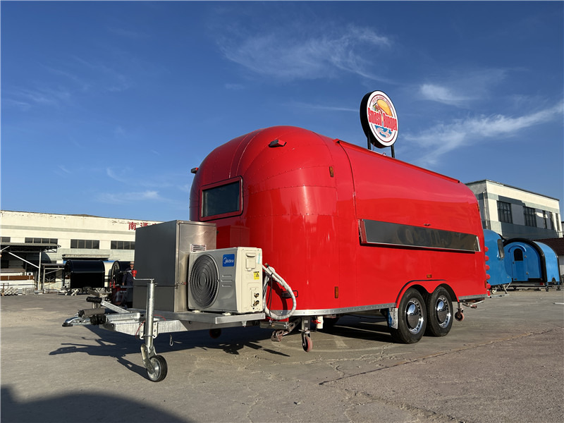 Burger Van Smash Burger Trailer |Handcrafted Burgers & Fries Food Truck - Rimorkio shpërndarëse: foto 2 Burger Van Smash Burger Trailer |Handcrafted Burgers & Fries Food Truck - Rimorkio shpërndarëse: foto 2