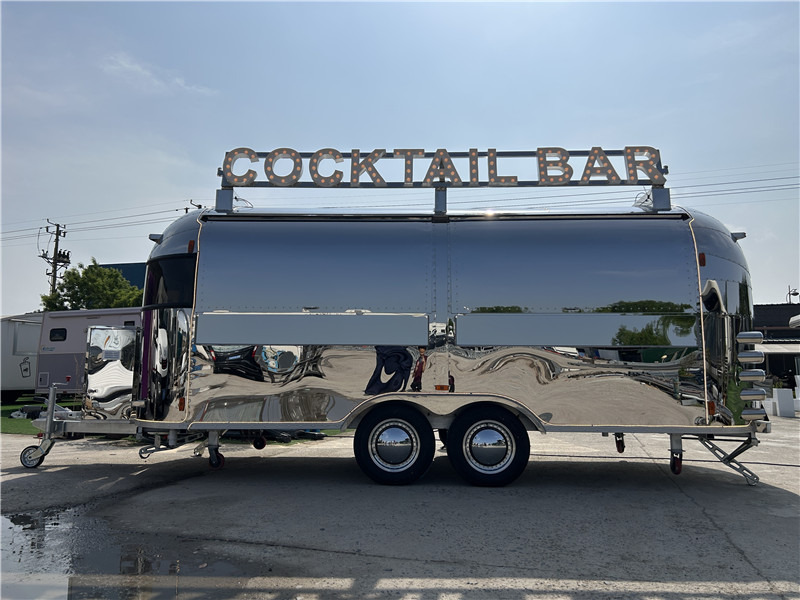 Cocktails Food Trailer Airstream Beer Food Truck - Rimorkio shpërndarëse: foto 4 Cocktails Food Trailer Airstream Beer Food Truck - Rimorkio shpërndarëse: foto 4