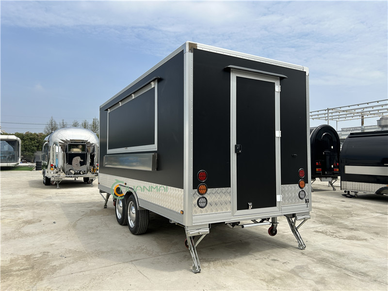 Ice Cream Foodtruck Burger Food Truck, Coffee Food Trailers - Rimorkio shpërndarëse: foto 4 Ice Cream Foodtruck Burger Food Truck, Coffee Food Trailers - Rimorkio shpërndarëse: foto 4
