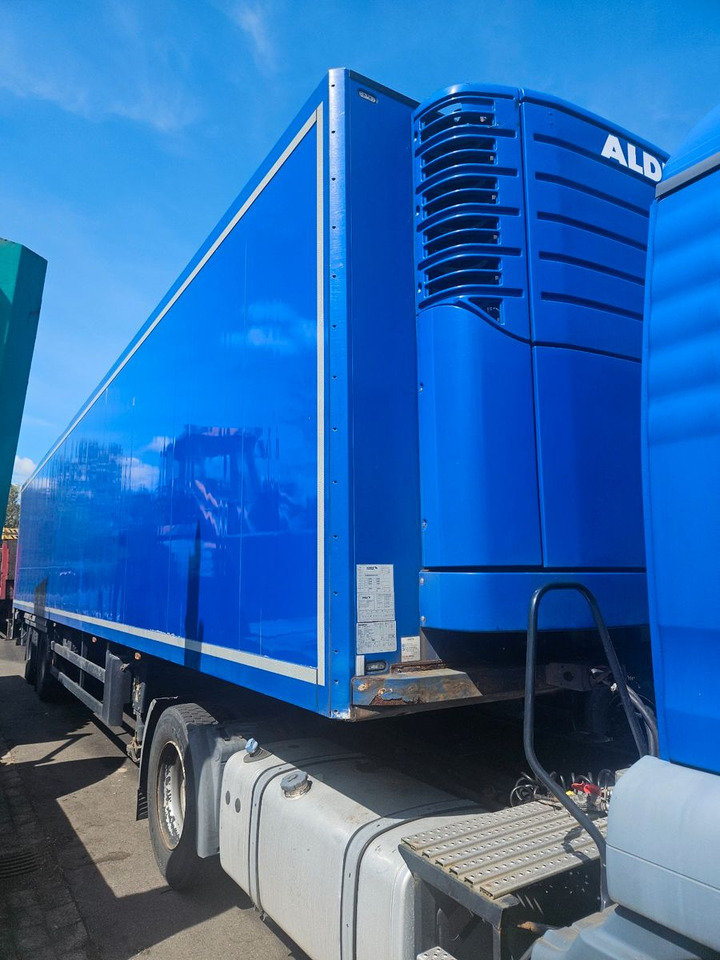 Schmitz Cargobull Kühlkoffer mit Ladebordwand - Gjysmë rimorkio frigorifer: foto 1 Schmitz Cargobull Kühlkoffer mit Ladebordwand - Gjysmë rimorkio frigorifer: foto 1