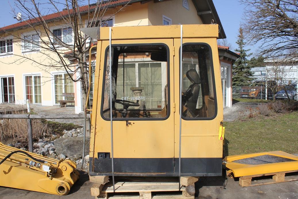 Caterpillar 206 BFT - Kabinë për Makineri ndërtimi: foto 2 Caterpillar 206 BFT - Kabinë për Makineri ndërtimi: foto 2