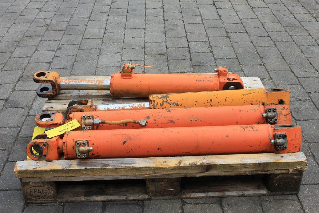 Fiat-Allis FR 10 - Cilindri hidraulik për Makineri ndërtimi: foto 3 Fiat-Allis FR 10 - Cilindri hidraulik për Makineri ndërtimi: foto 3