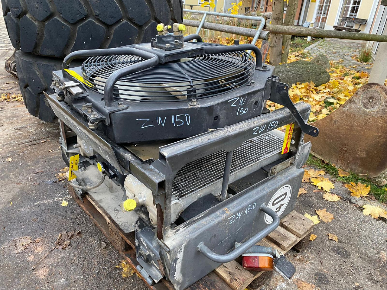 Hitachi ZW 150 - Sistemi i ftohjes për Makineri ndërtimi: foto 2 Hitachi ZW 150 - Sistemi i ftohjes për Makineri ndërtimi: foto 2