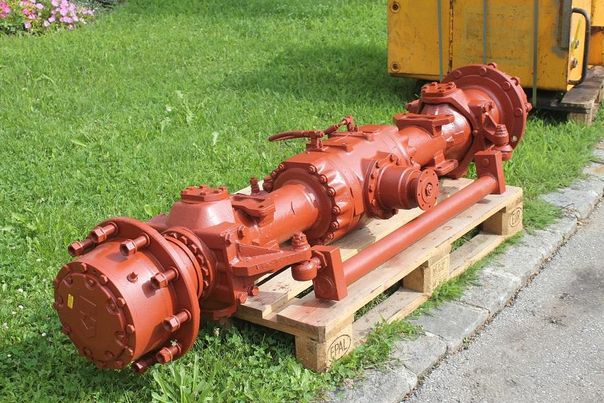 Hurth 272-69 - Bosht dhe pjesë këmbimi për Makineri ndërtimi: foto 1 Hurth 272-69 - Bosht dhe pjesë këmbimi për Makineri ndërtimi: foto 1