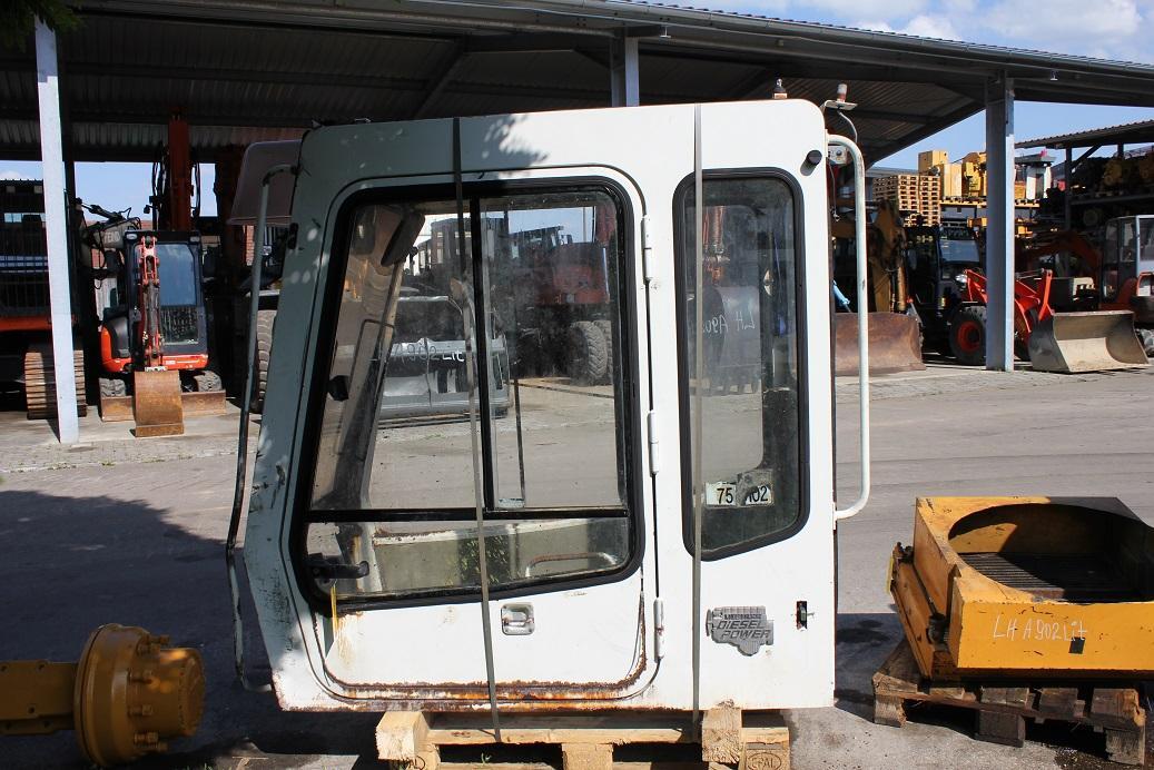 Liebherr A 902 LIT - Kabinë për Makineri ndërtimi: foto 1 Liebherr A 902 LIT - Kabinë për Makineri ndërtimi: foto 1