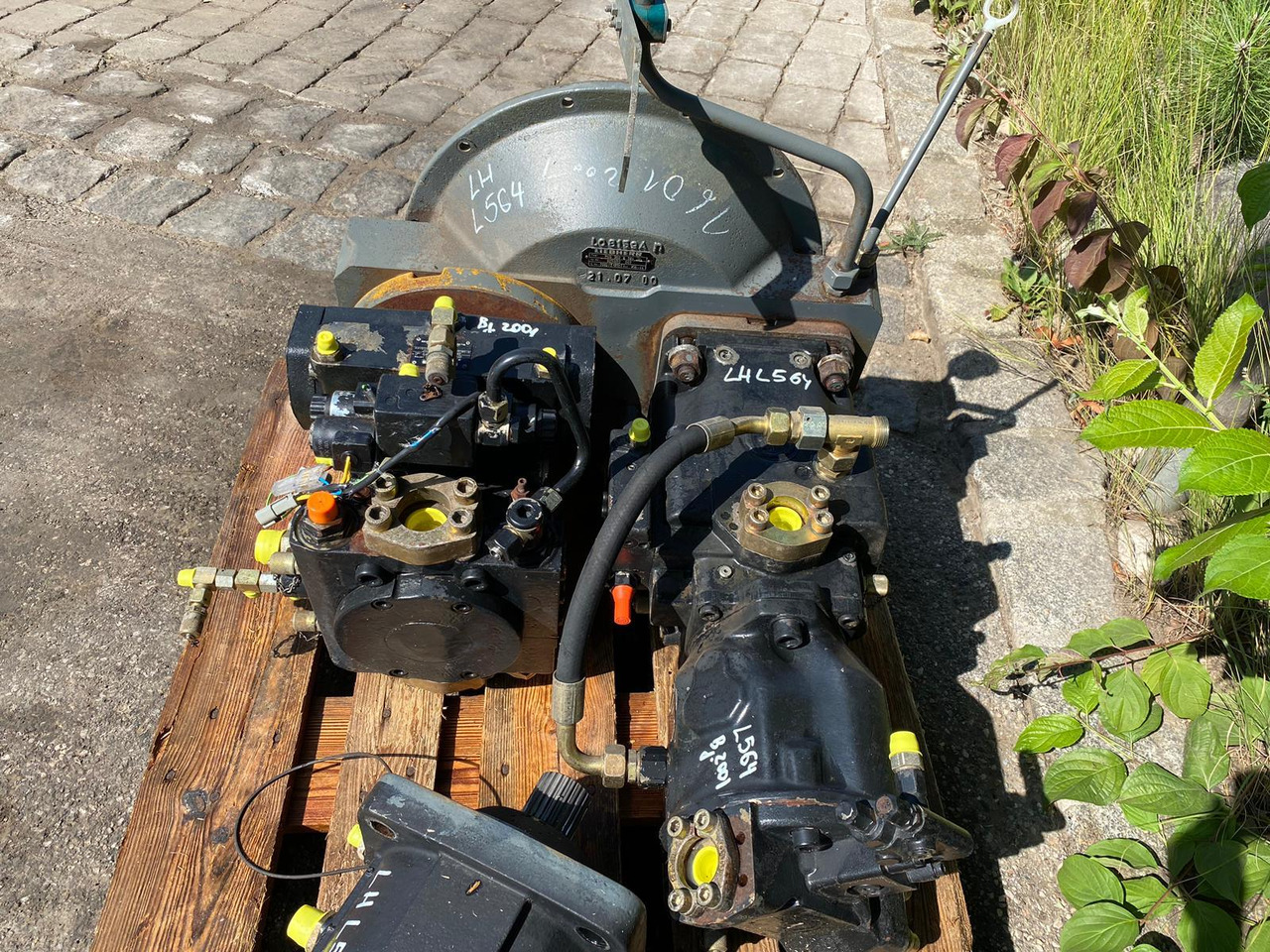 Liebherr A4VG125, PVG350 aus L564 - Pompa hidraulike për Makineri ndërtimi: foto 2 Liebherr A4VG125, PVG350 aus L564 - Pompa hidraulike për Makineri ndërtimi: foto 2