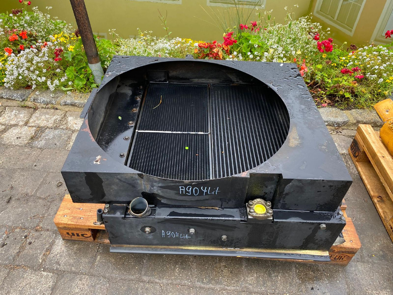 Liebherr A904 LIT - Sistemi i ftohjes për Makineri ndërtimi: foto 4 Liebherr A904 LIT - Sistemi i ftohjes për Makineri ndërtimi: foto 4