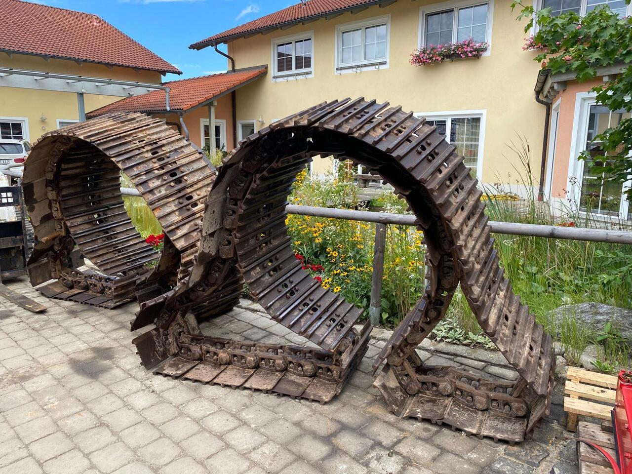 Liebherr R 904 - Zinxhirët për Makineri ndërtimi: foto 5 Liebherr R 904 - Zinxhirët për Makineri ndërtimi: foto 5