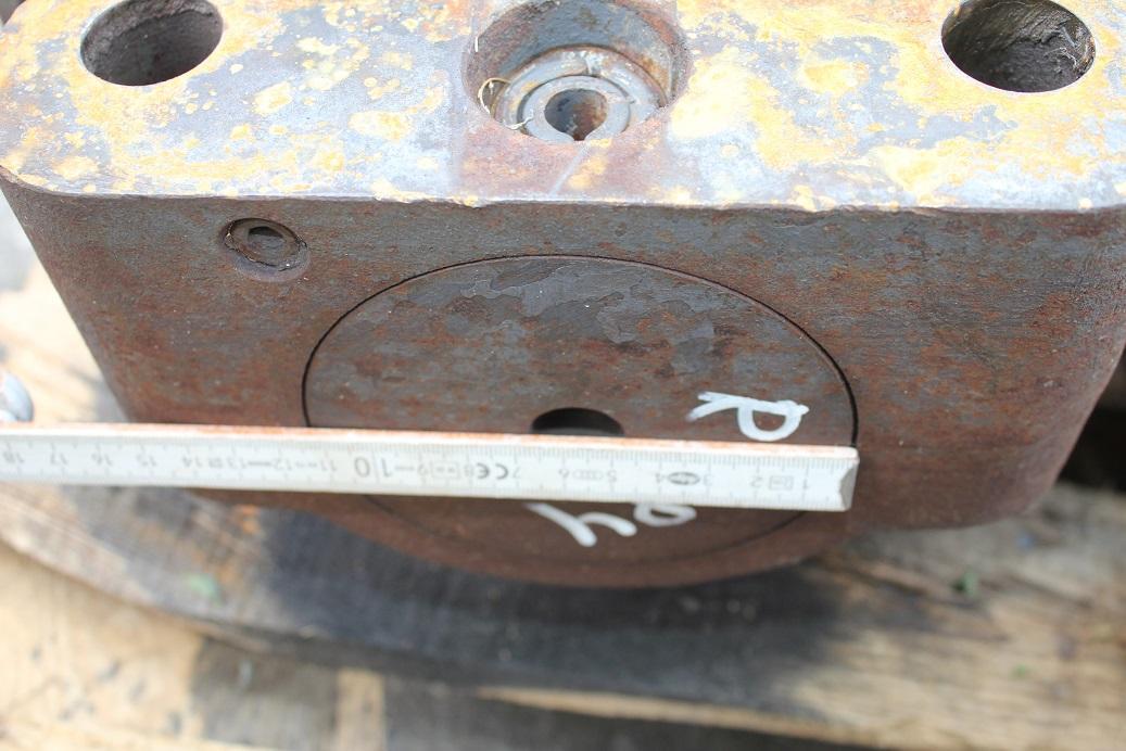 Liebherr R 984 - Ruli i zinxhirit për Makineri ndërtimi: foto 4 Liebherr R 984 - Ruli i zinxhirit për Makineri ndërtimi: foto 4