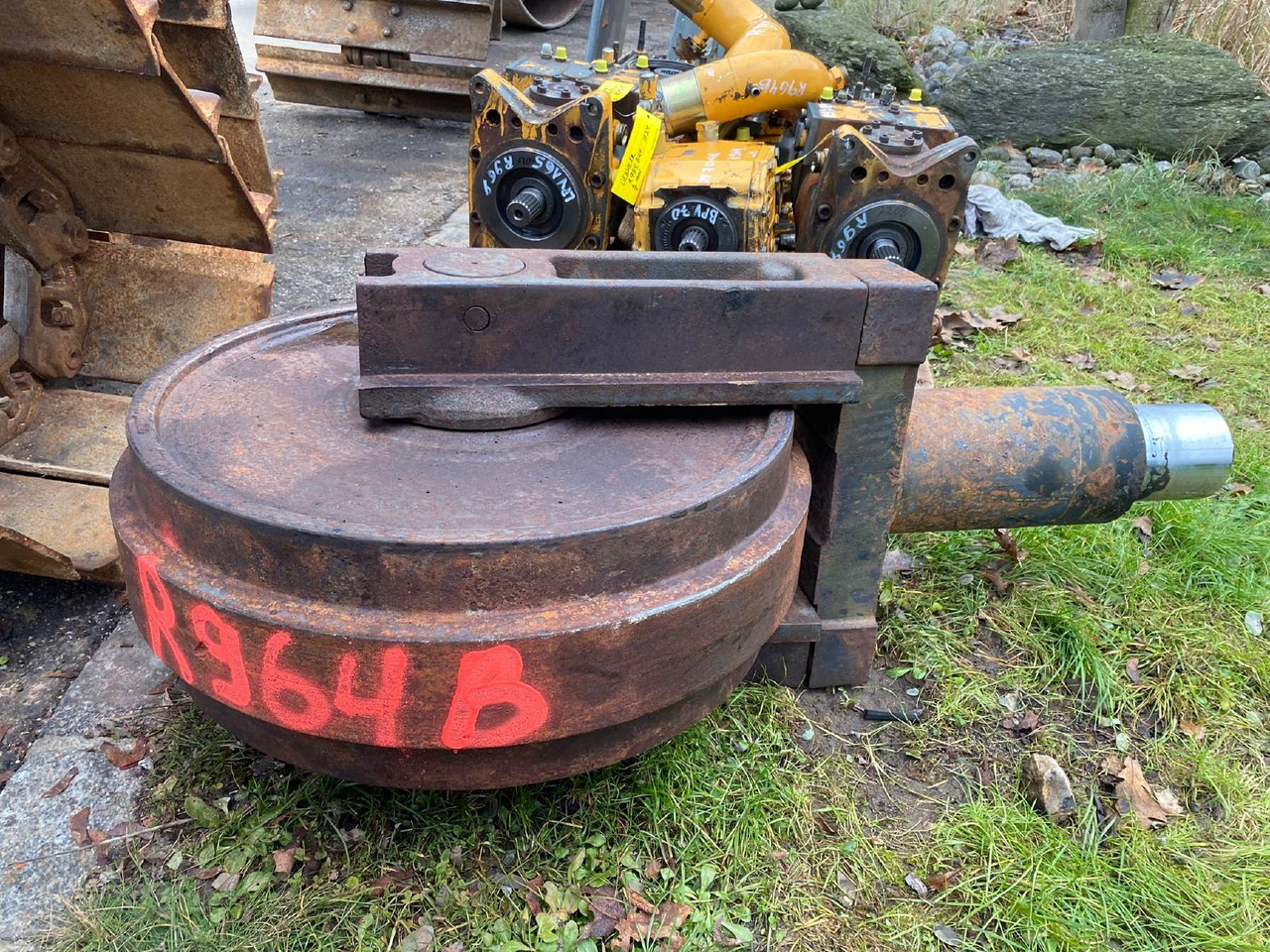 Liebherr R 964 B LIT - Pjesë këmbimi për Ekskavator me zinxhirë: foto 4 Liebherr R 964 B LIT - Pjesë këmbimi për Ekskavator me zinxhirë: foto 4