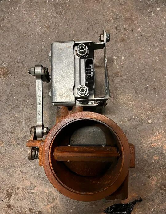 IVECO STRALIS E6 HAMULEC GÓRSKI ZAWÓR 5801860438 IVECO STRALIS EURO 6 5801860438 IVECO - Pjesët e frenave për Kamioni: foto 3 IVECO STRALIS E6 HAMULEC GÓRSKI ZAWÓR 5801860438 IVECO STRALIS EURO 6 5801860438 IVECO - Pjesët e frenave për Kamioni: foto 3