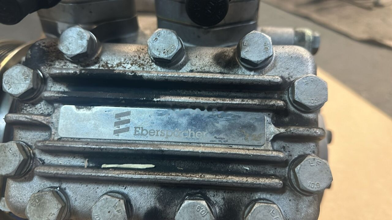 Sprężarka kompresor klimatyzacji Bock Eberspacher FKX40/470K 8862010000407 - Kompresor A/C për Kamioni: foto 3 Sprężarka kompresor klimatyzacji Bock Eberspacher FKX40/470K 8862010000407 - Kompresor A/C për Kamioni: foto 3